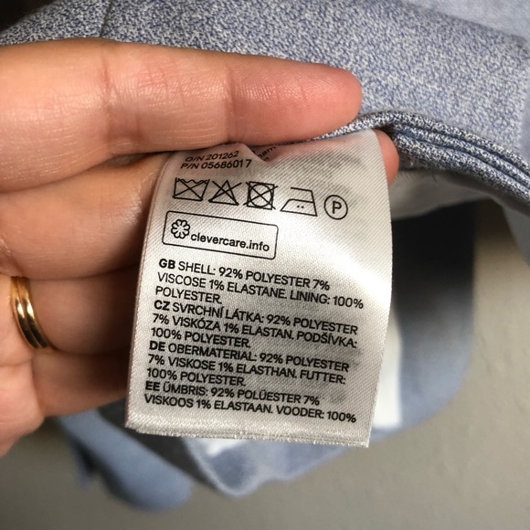 Set of 2 H&M Single-Button Fitted Blazers | 4 - Picture 13 of 13